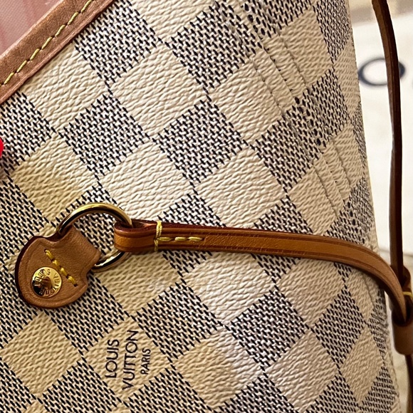 Authentic Louis Vuitton Neverfull MM, wristlet and wallet - Picture 8 of 16
